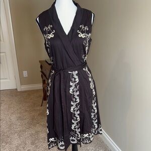 Le Chateau Brown and Cream Sleeveless Midi Sundress